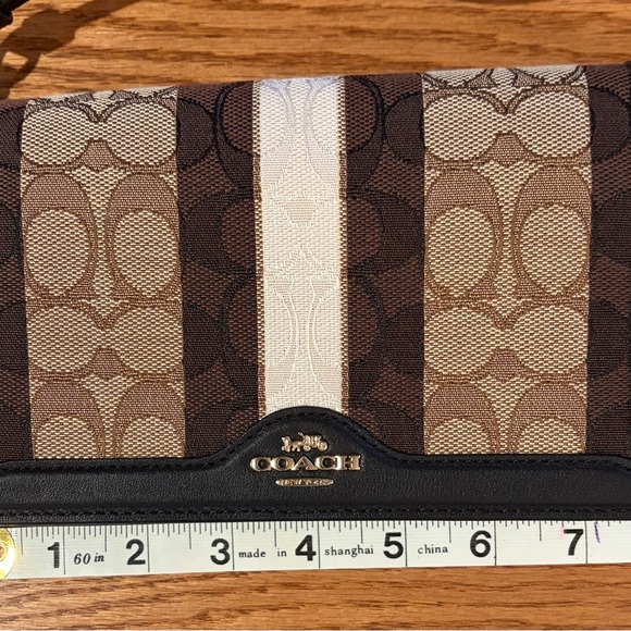 NWT Coach Anna Foldover Clutch Crossbody Bag in Brown and Black - Picture 9 of 13